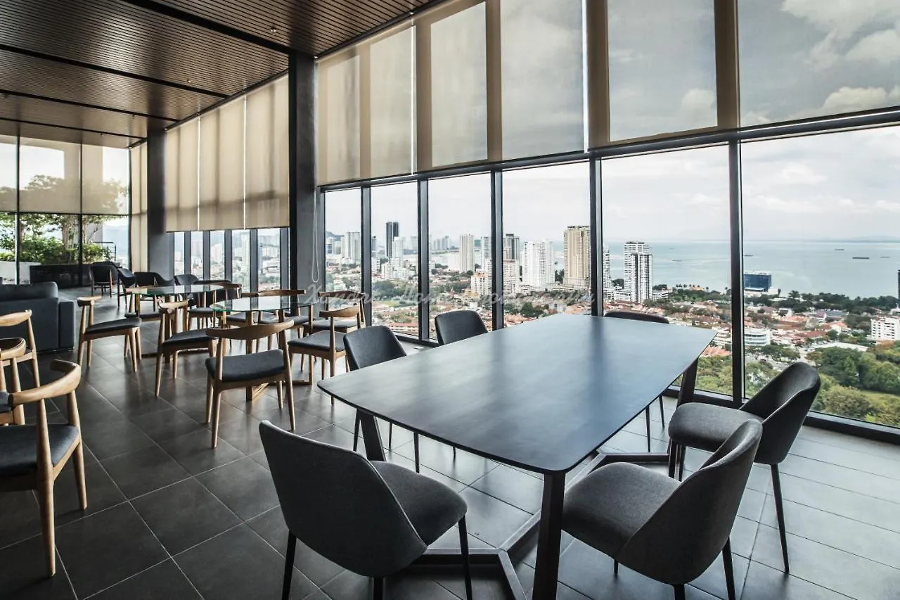Xandra'S 218 Macalister Suite George Town